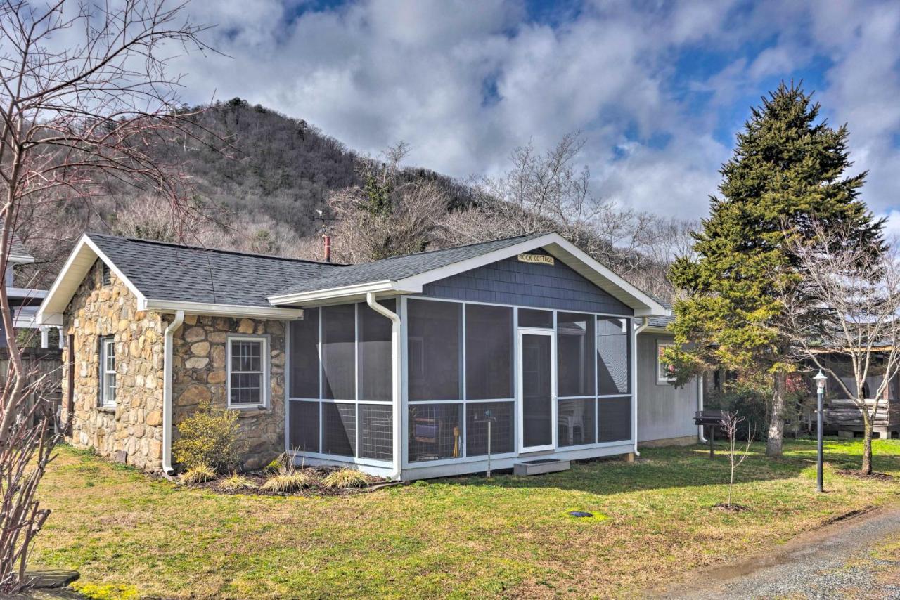 The Rock In Screened Porch! Hot Springs